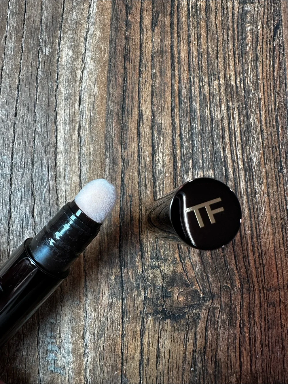 Tom Ford Black Concealer Pen with Gold Band